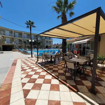 Vivian Hotel Aparthotel