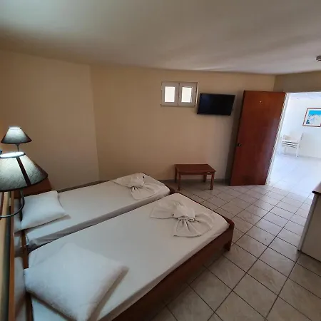 Vivian Hotel