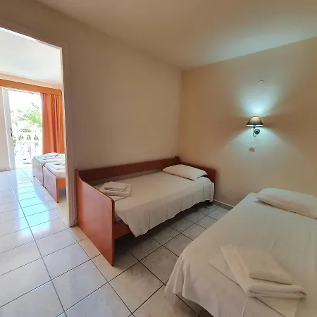 Vivian Hotel Laganas