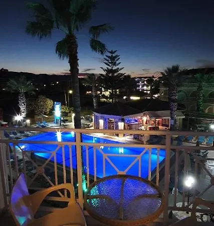 Vivian Hotel 2*