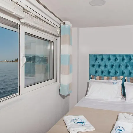 Denise Hotel Laganas