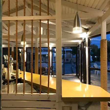 Village & Family Aparthotel 3*