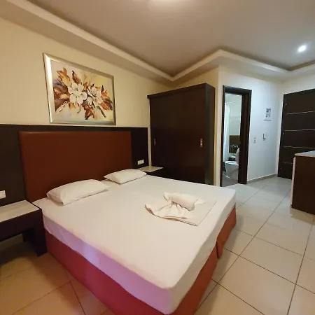 Vivian Hotel Laganas