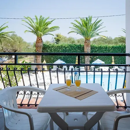 Rose Club Aparthotel