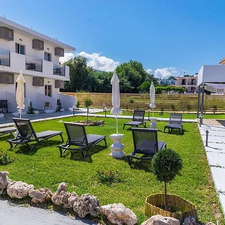 48 By Zante Plaza *