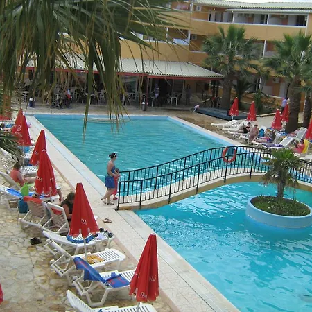 Aparthotel Tereza Laganas