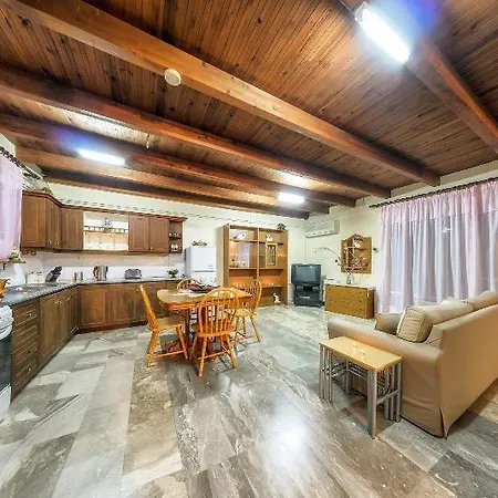 Borsalino & Apartment Laganas