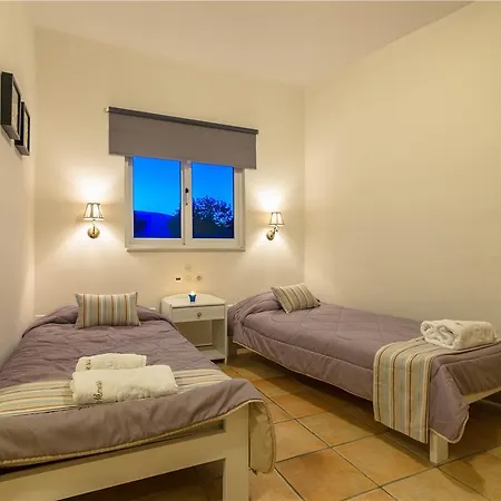 Aparthotel Nemesis 3*
