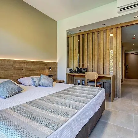 Hotel White Olive Elite