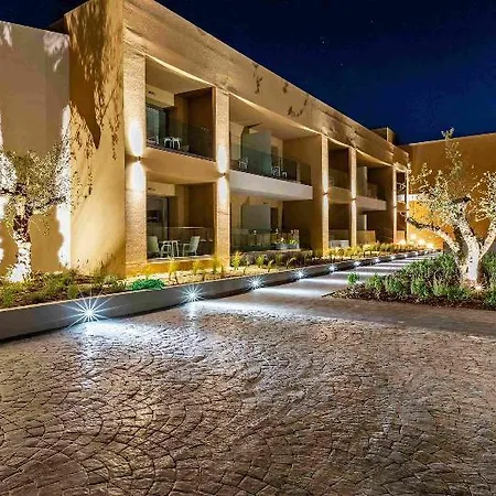 Hotel White Olive Elite 5*