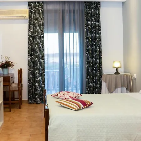 Aparthotel Metsovo Laganas