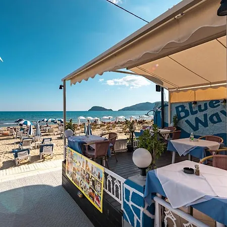 Aparthotel Bluewaves