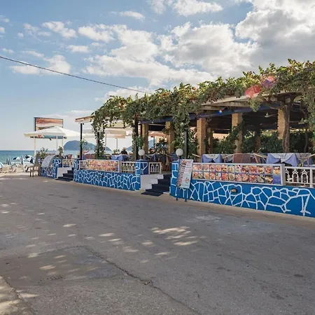 Aparthotel Bluewaves *
