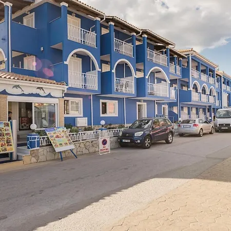 Aparthotel Bluewaves *