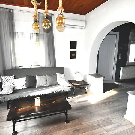 Casa Katina , In Lagana, Agrilia Area Holiday home *