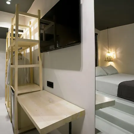 Hotel Gloria Maris And 4*