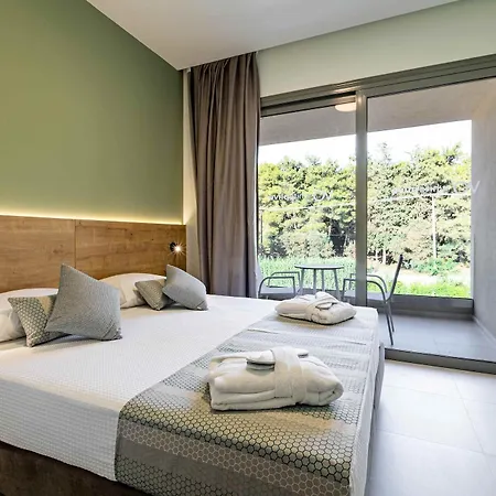 White Olive Elite Hotel 5*