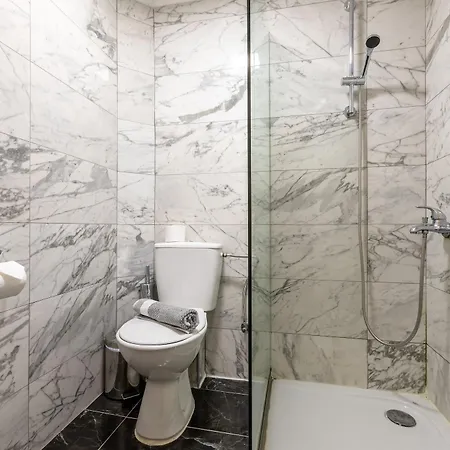 Hotel White Olive Premium Cameo 4*