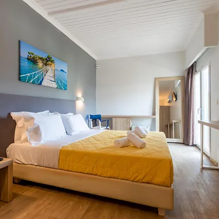 White Olive Premium Cameo 4* Laganas
