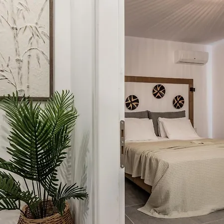 Rivulet Apartment *