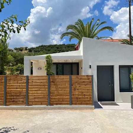 Andromahi & Apartment Laganas