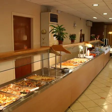 Aparthotel Village & Family
