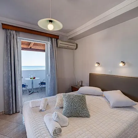 Aparthotel Bluewaves Laganas