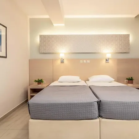 Karras Hotel 4*