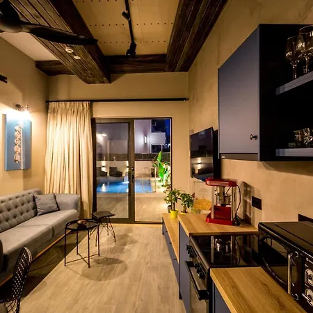 Old Cinema Apartment Laganas
