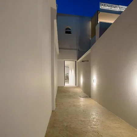 Akrogiali Luxury View Apartment *