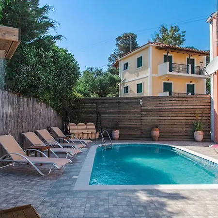 Danae - 100m From Beach, By Zantewize Villa