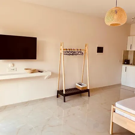 Holiday home Nikludin & *