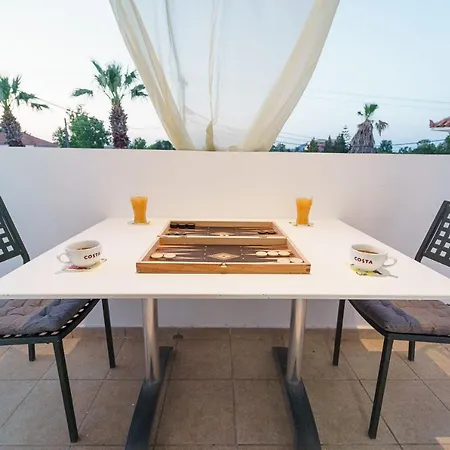 Holiday home Pedro Navarino ιιι Laganas