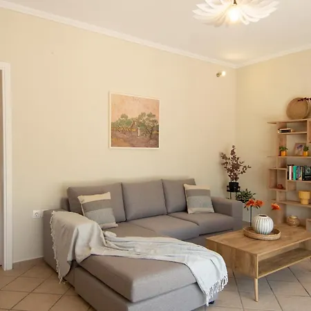 Apartment Aestatis Laganas