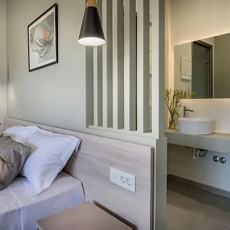 Anemoni Apartment