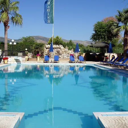 Aparthotel Paradise 3*