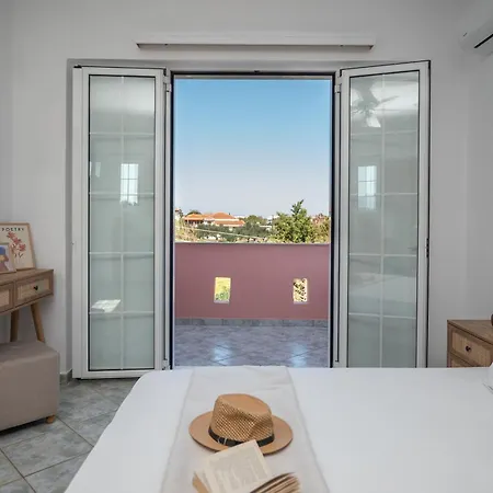 Apartment Spiros Ii &