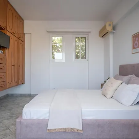 Spiros Ii & Apartment *