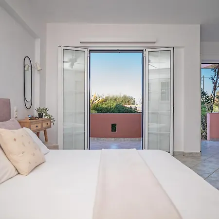 Spiros Ii & Apartment Laganas