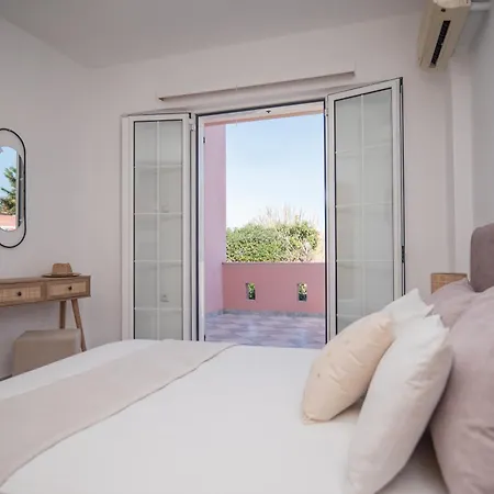 Apartment Spiros Ii &