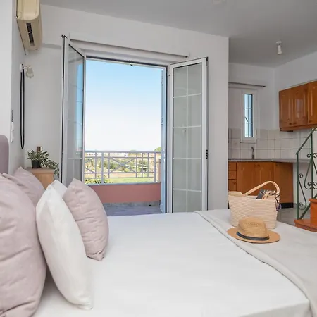 Spiros Ii & Apartment