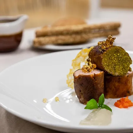 White Olive Elite Hotel 5*