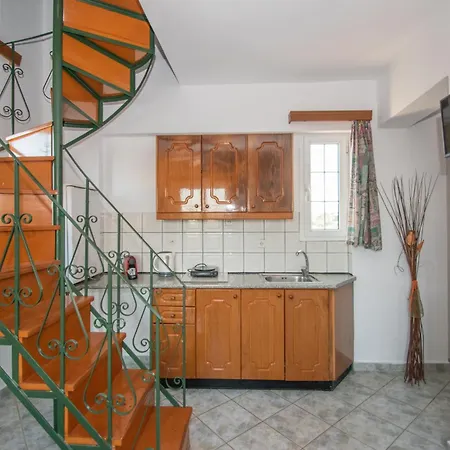 Spiros Ii & Apartment *