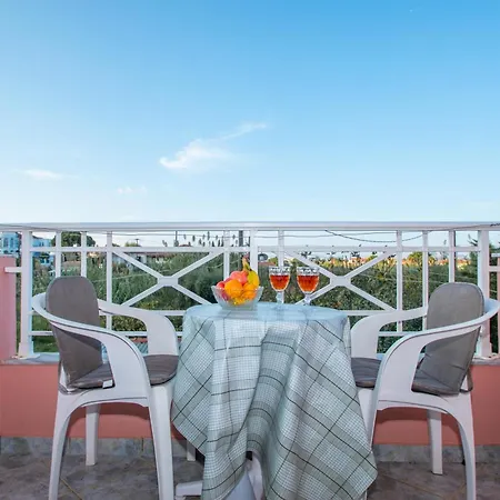 Apartment Spiros Ii & Laganas