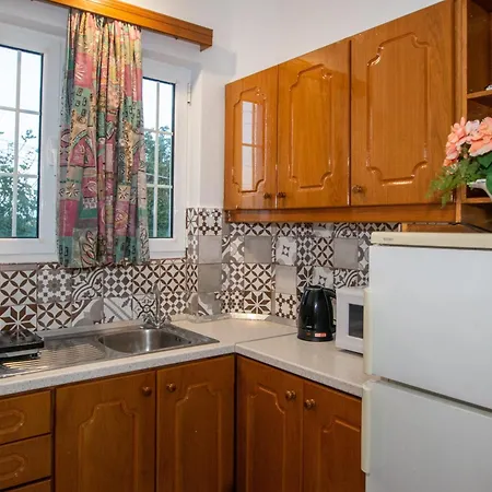 Apartment Spiros Ii & Laganas