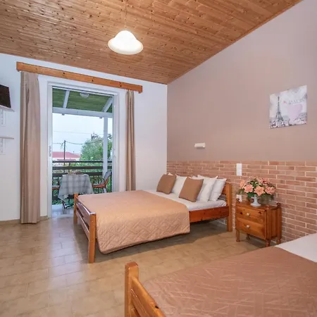 Dora Guest house *