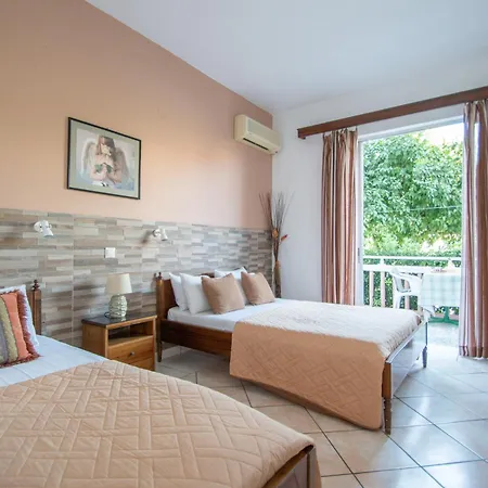 Guest house Dora Laganas