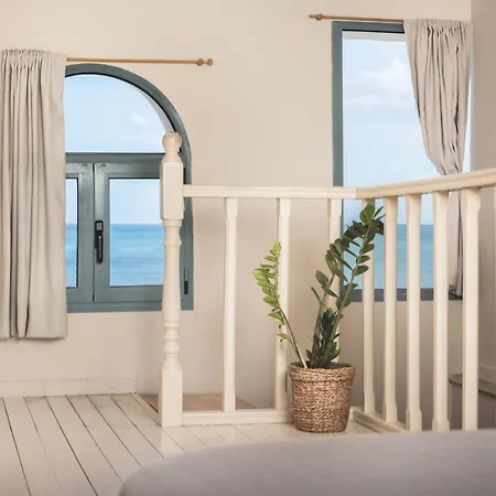Pierros Hotel *
