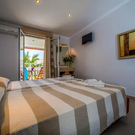 Aparthotel Natalie 3*