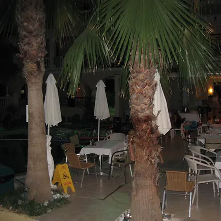 Aparthotel Zante Plaza & 3*